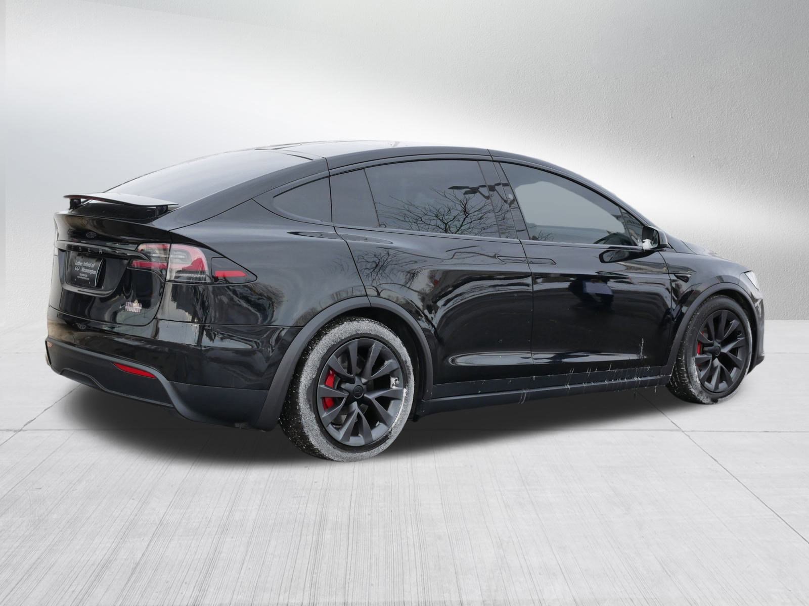 Used 2024 Tesla Model X Plaid image 7