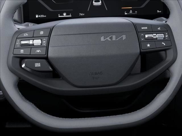 Certified 2025 Kia K4 EX FWD image 22