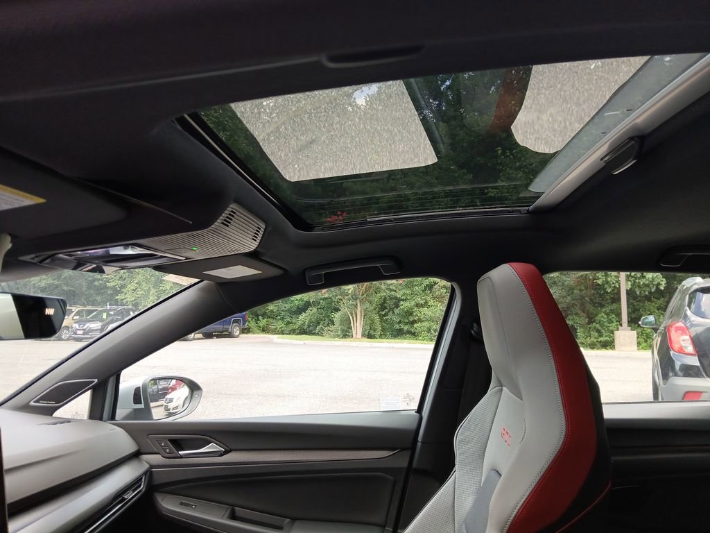 New 2025 Volkswagen GTI SE image 21