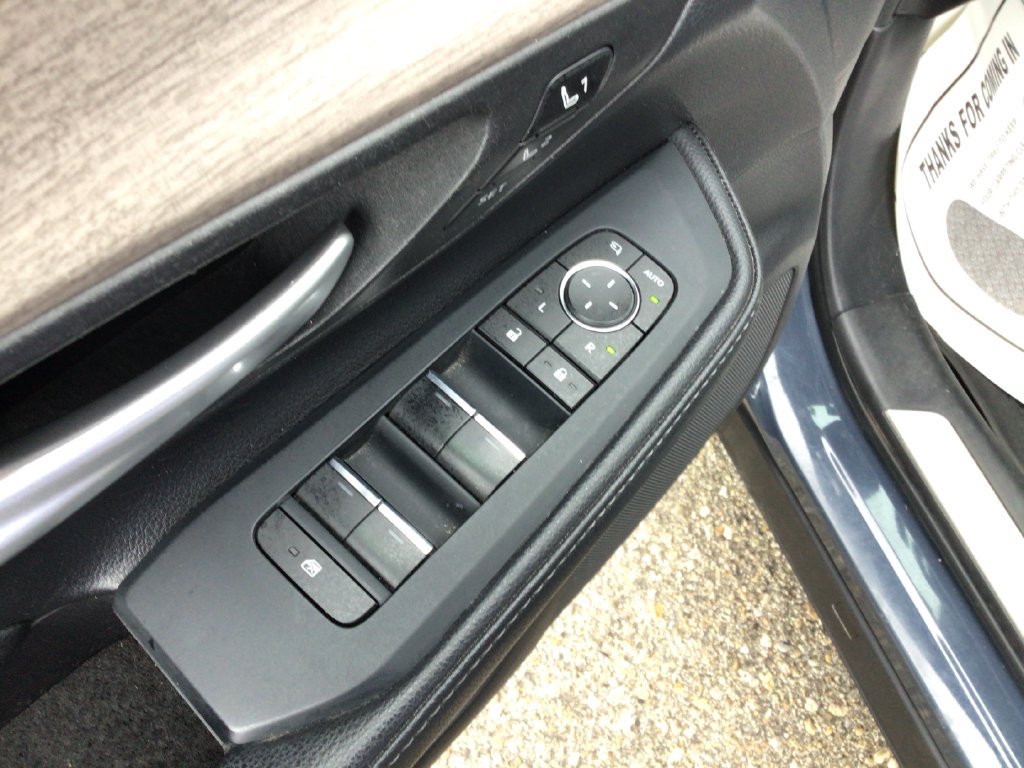 Used 2024 Toyota Grand Highlander AWD image 12