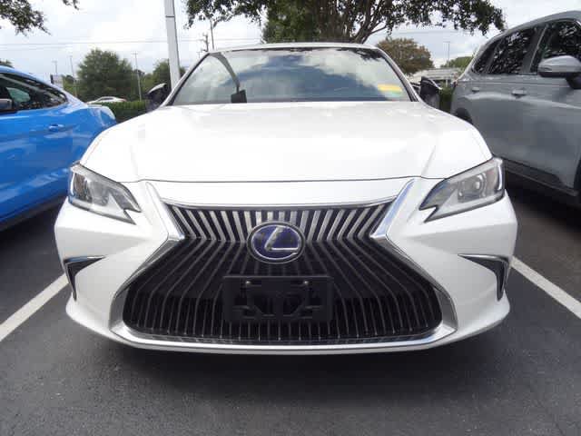 Used 2020 Lexus ES 300h w/ Accessory Package FWD image 2