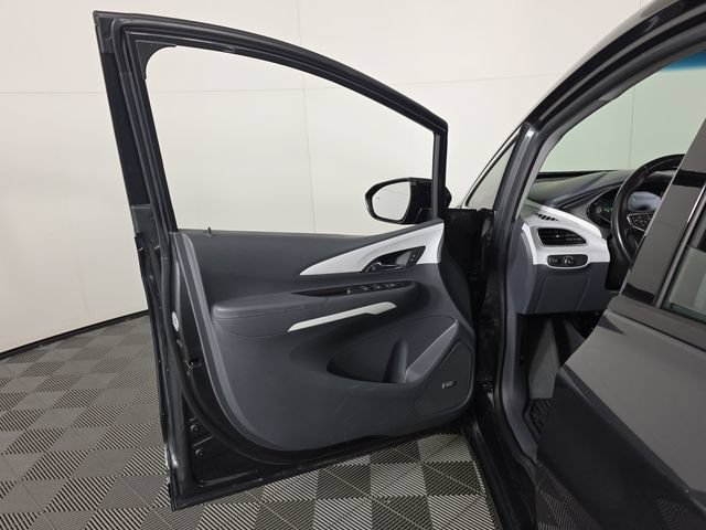 Used 2019 Chevrolet Bolt Premier w/ Infotainment Package FWD image 20