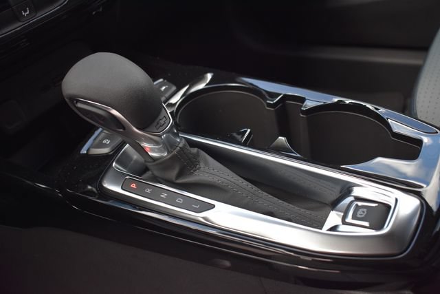 New 2026 Chevrolet Trax LT w/ LT Convenience Package FWD image 23