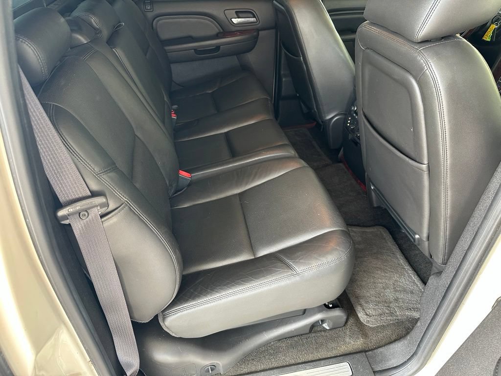 Used 2013 Cadillac Escalade EXT Premium AWD/4WD image 28