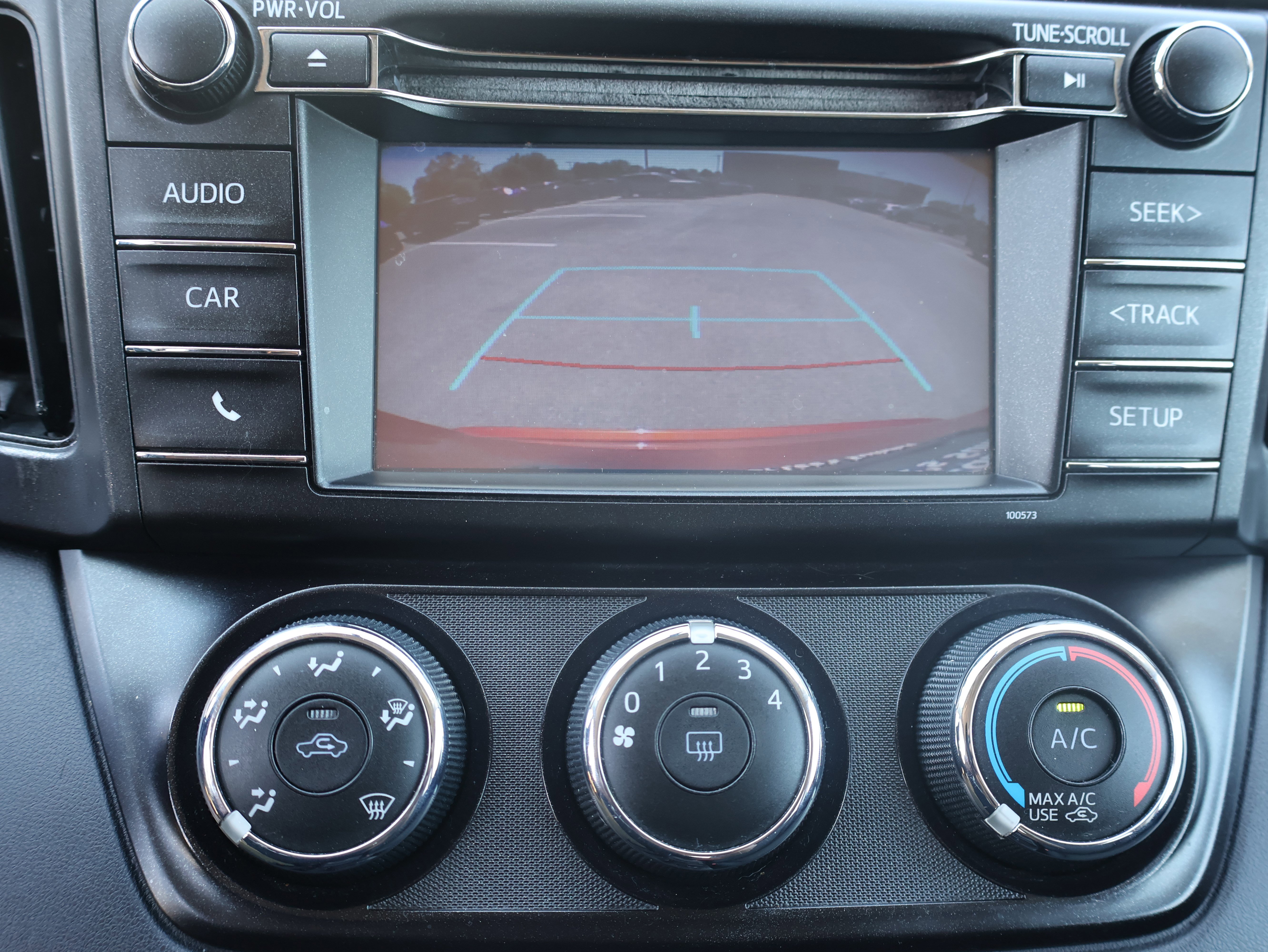 Used 2016 Toyota RAV4 LE AWD/4WD image 24