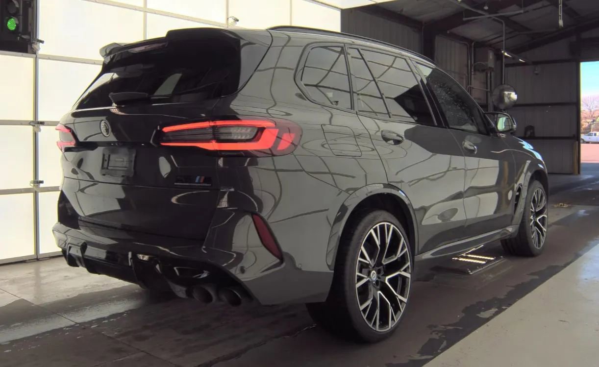 Used 2023 BMW X5 M w/ Competition Package AWD/4WD image 3