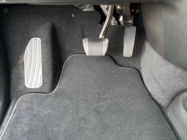 New 2026 Chrysler Voyager LX image 17