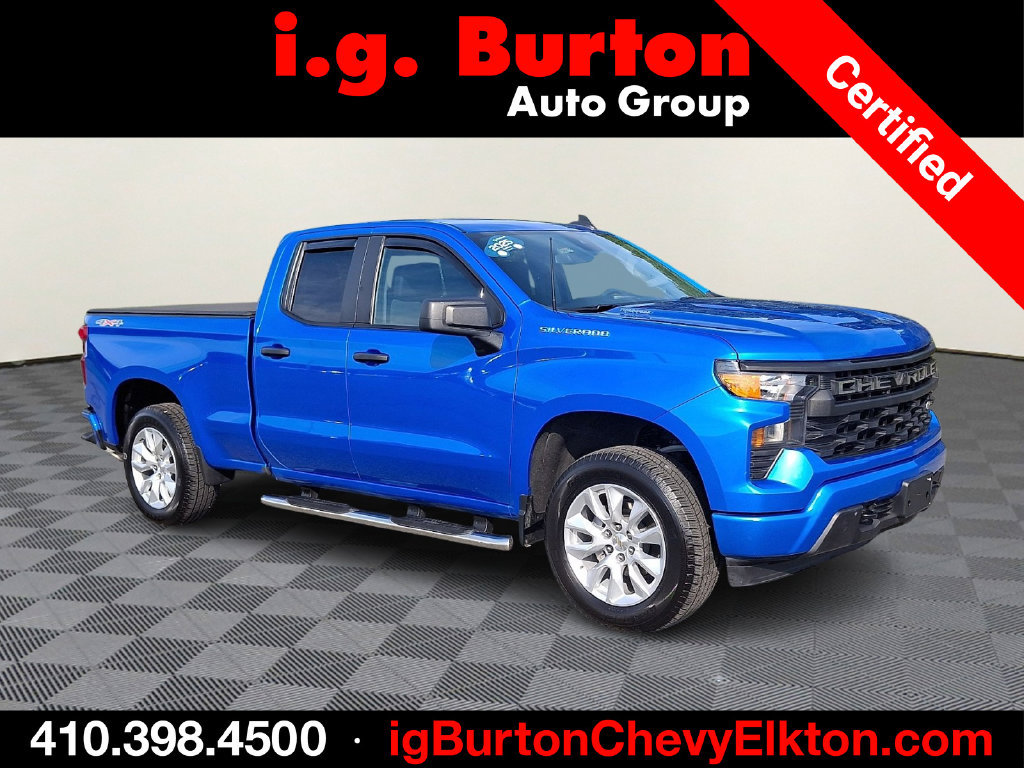 Certified 2025 Chevrolet Silverado 1500 Custom AWD/4WD image 1