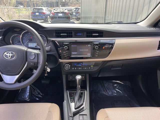 Used 2015 Toyota Corolla LE image 15
