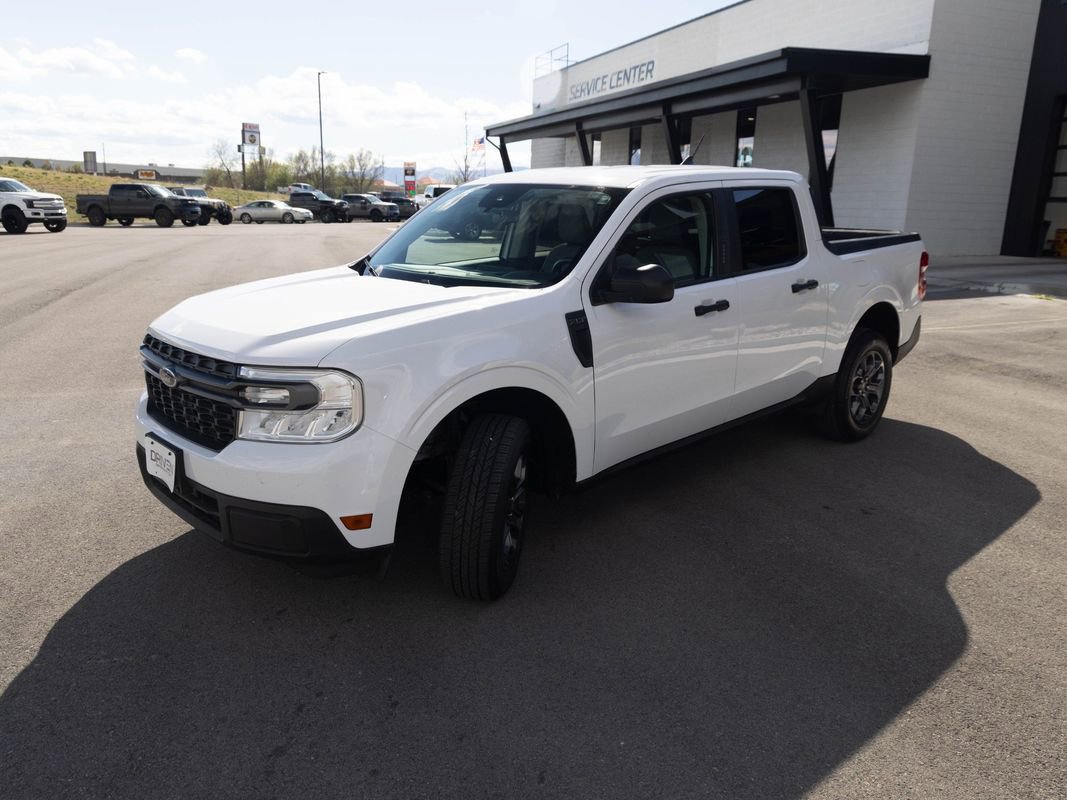 Used 2022 Ford Maverick XLT image 3