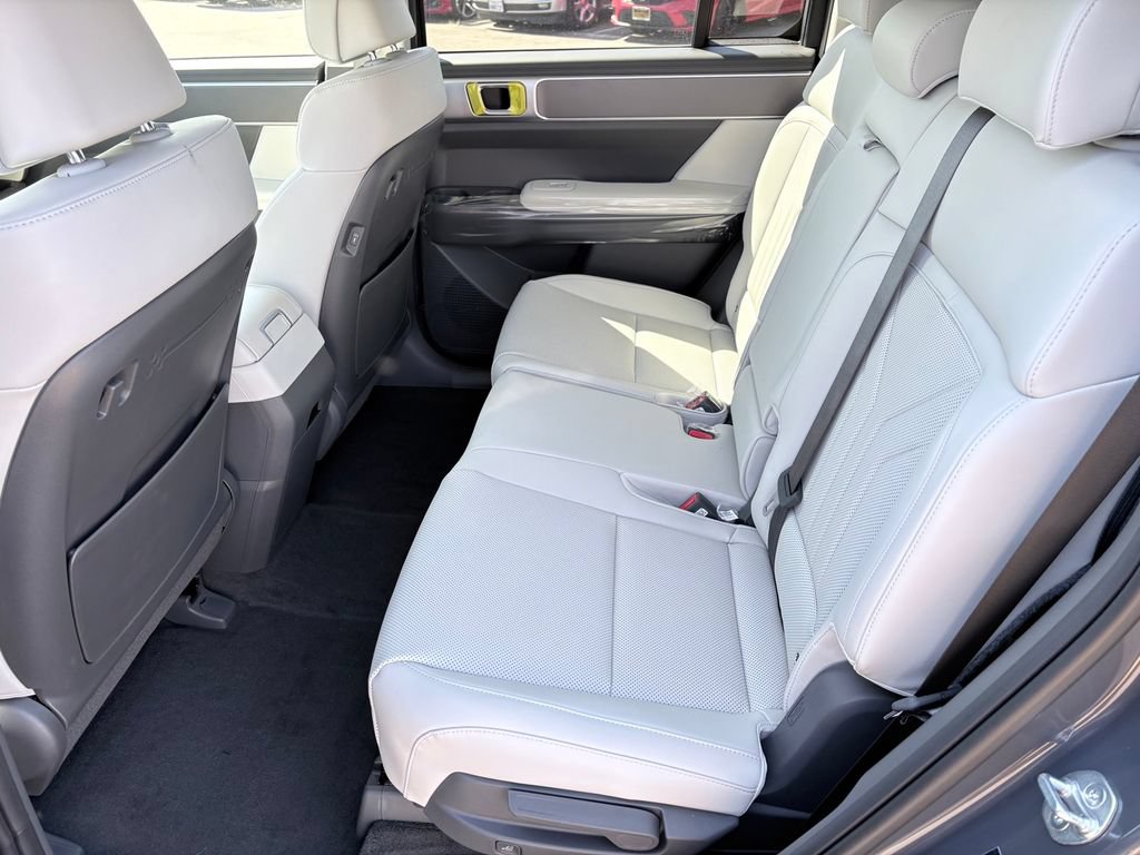 New 2026 Hyundai Santa Fe SEL FWD image 6