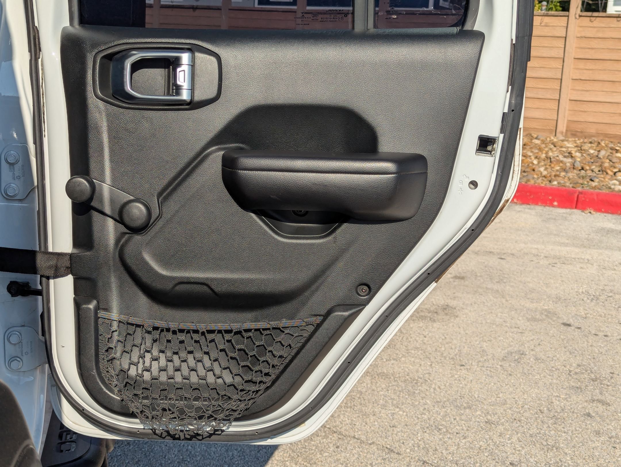 Used 2018 Jeep Wrangler Unlimited Sport image 21