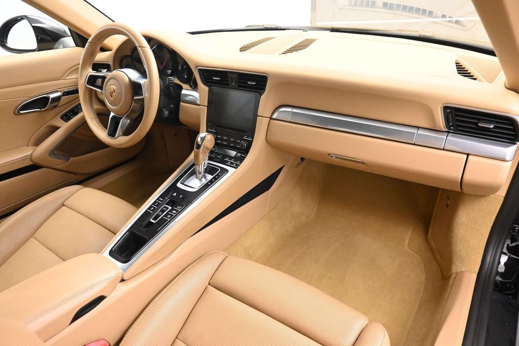 Used 2017 Porsche 911 Carrera RWD image 19