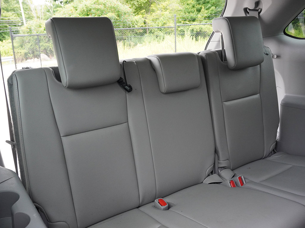 Used 2019 Toyota Highlander XLE AWD/4WD image 38