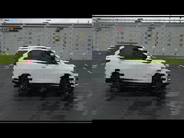 Used 2022 Chevrolet Equinox RS image 9