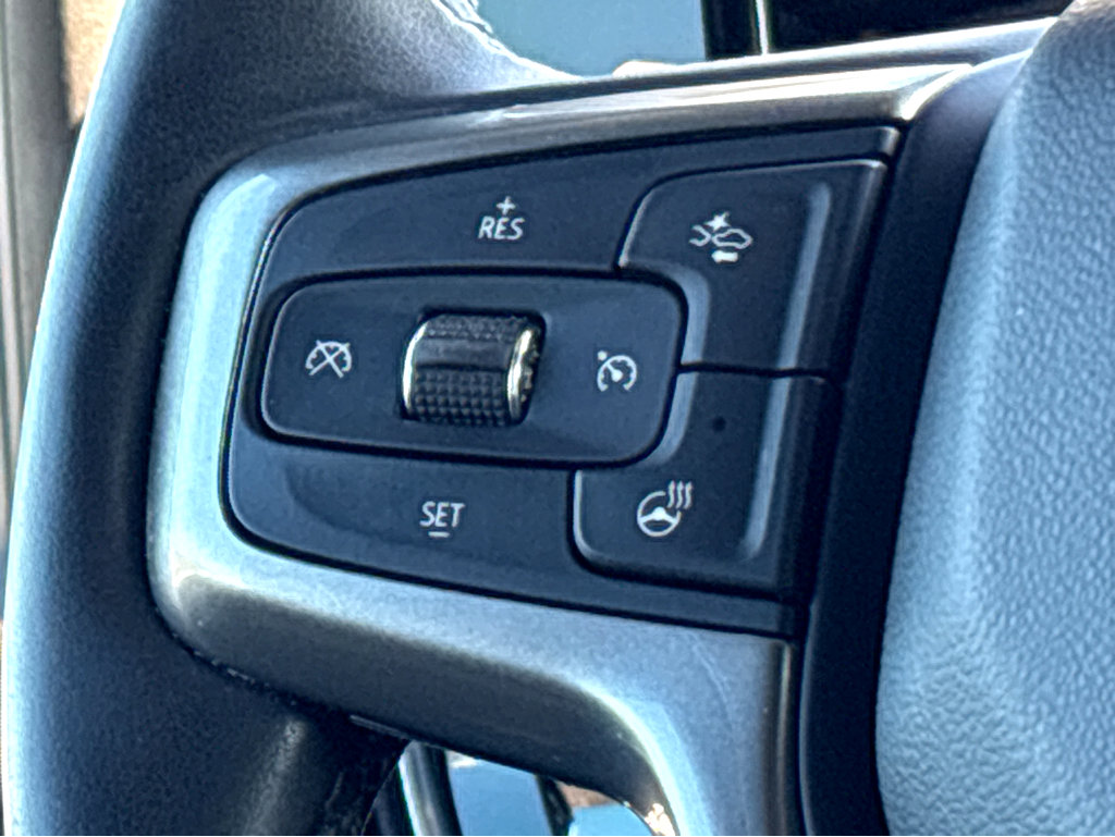 Used 2024 Chevrolet Silverado 2500 LT w/ Convenience Package image 13