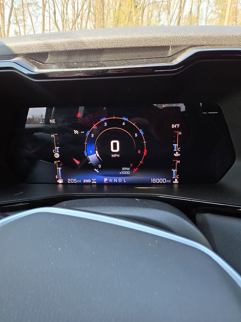 Certified 2023 Chevrolet Colorado Z71 w/ Advanced Trailering Package AWD/4WD image 9