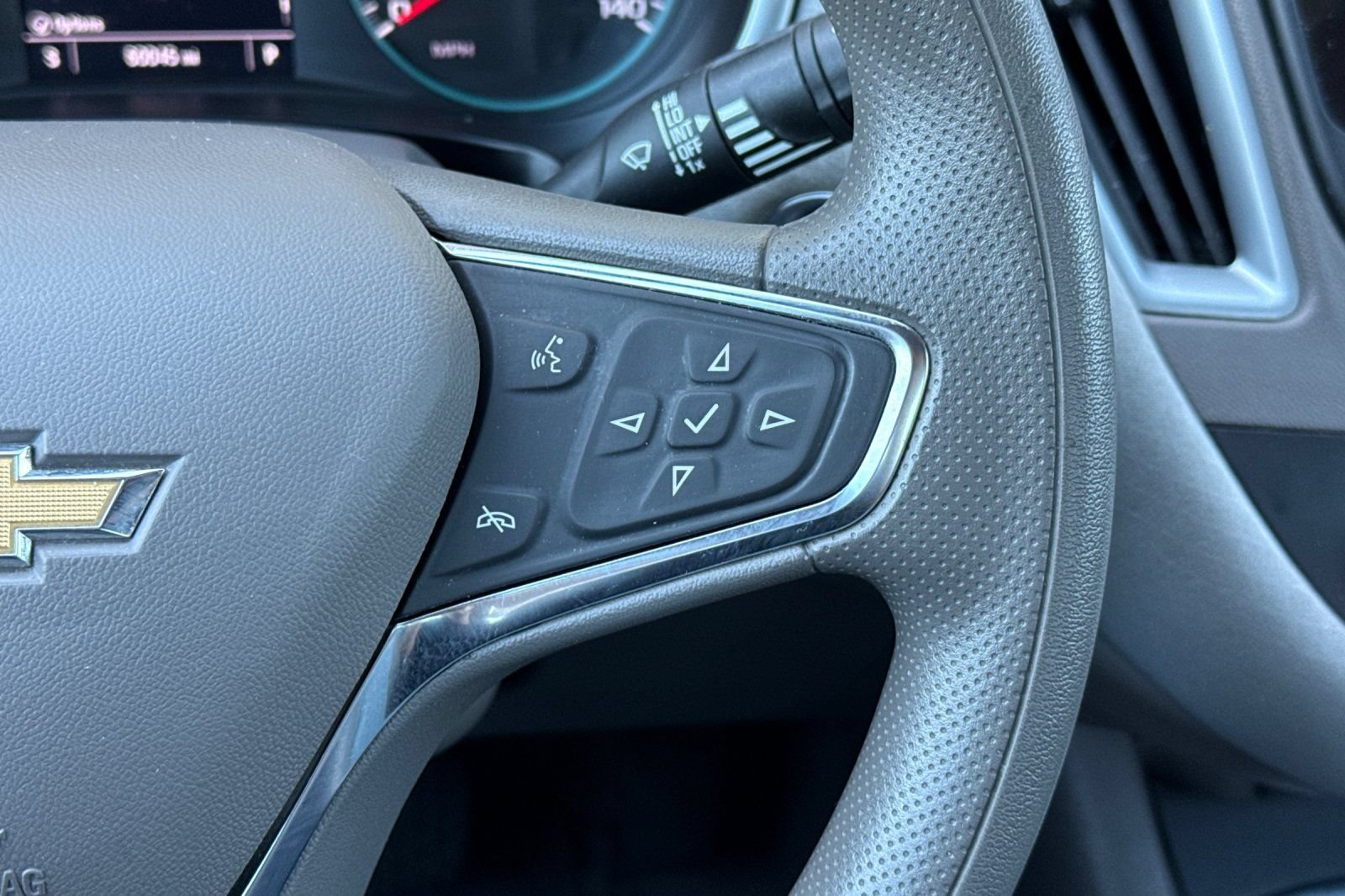 Used 2023 Chevrolet Malibu LT FWD image 30
