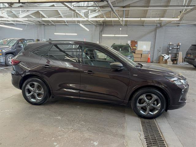 Certified 2023 Ford Escape ST-Line w/ Tech Pack #1 image 18