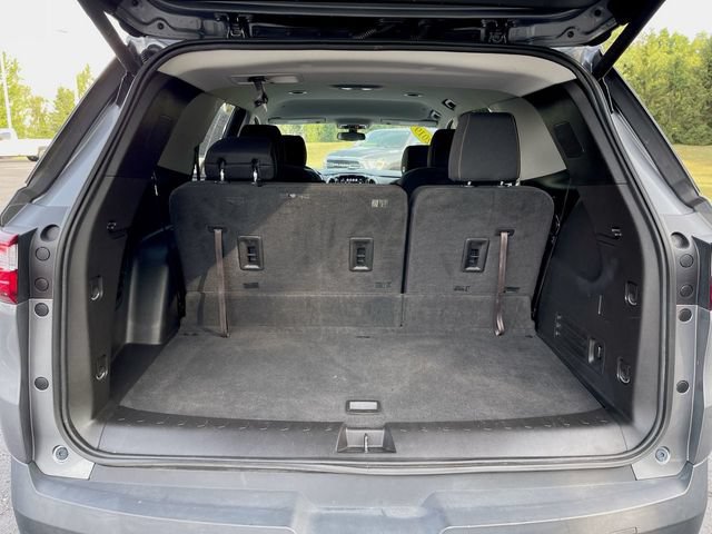 Used 2019 Chevrolet Traverse LT FWD image 25