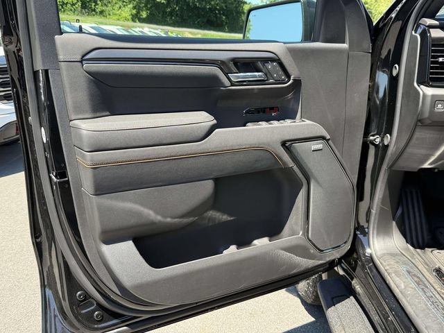 New 2026 GMC Sierra 1500 AT4 w/ AT4 Premium Package AWD/4WD image 9