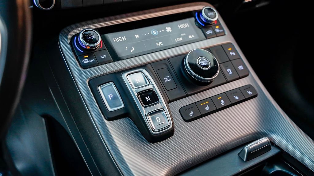 Used 2023 Hyundai Palisade Calligraphy image 22