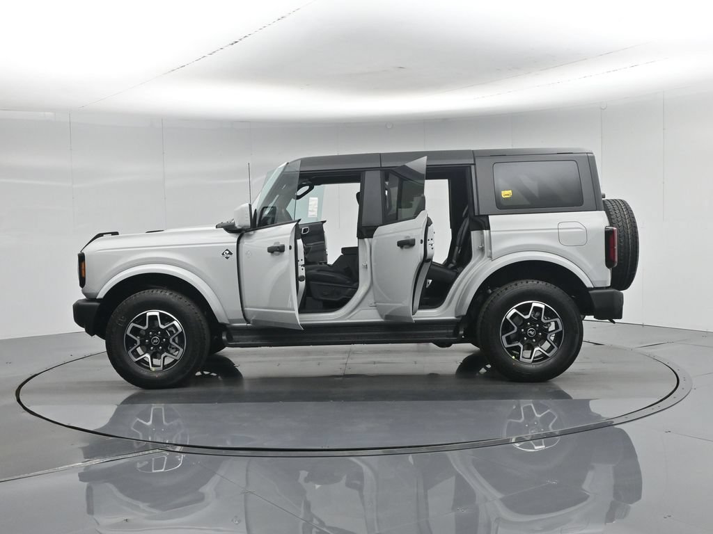 New 2026 Ford Bronco Outer Banks AWD/4WD image 35