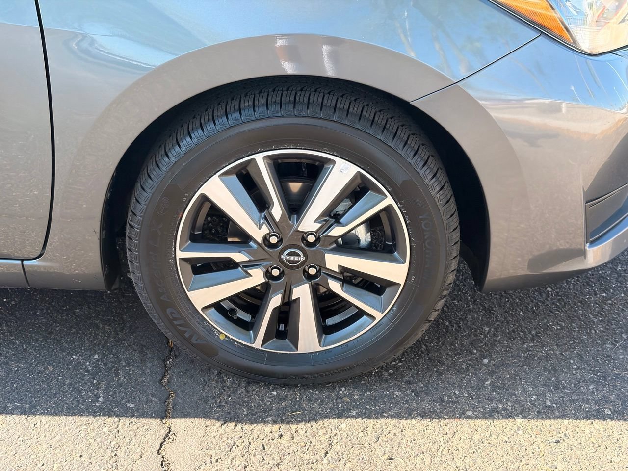 Certified 2025 Nissan Versa SV FWD image 10