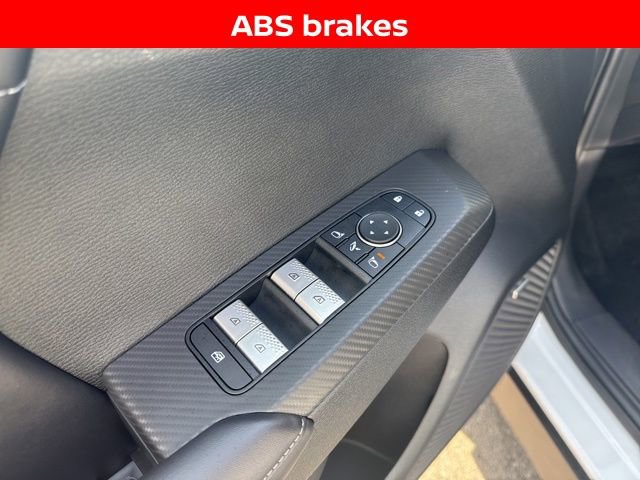 Used 2025 Mitsubishi Outlander SE AWD/4WD image 8