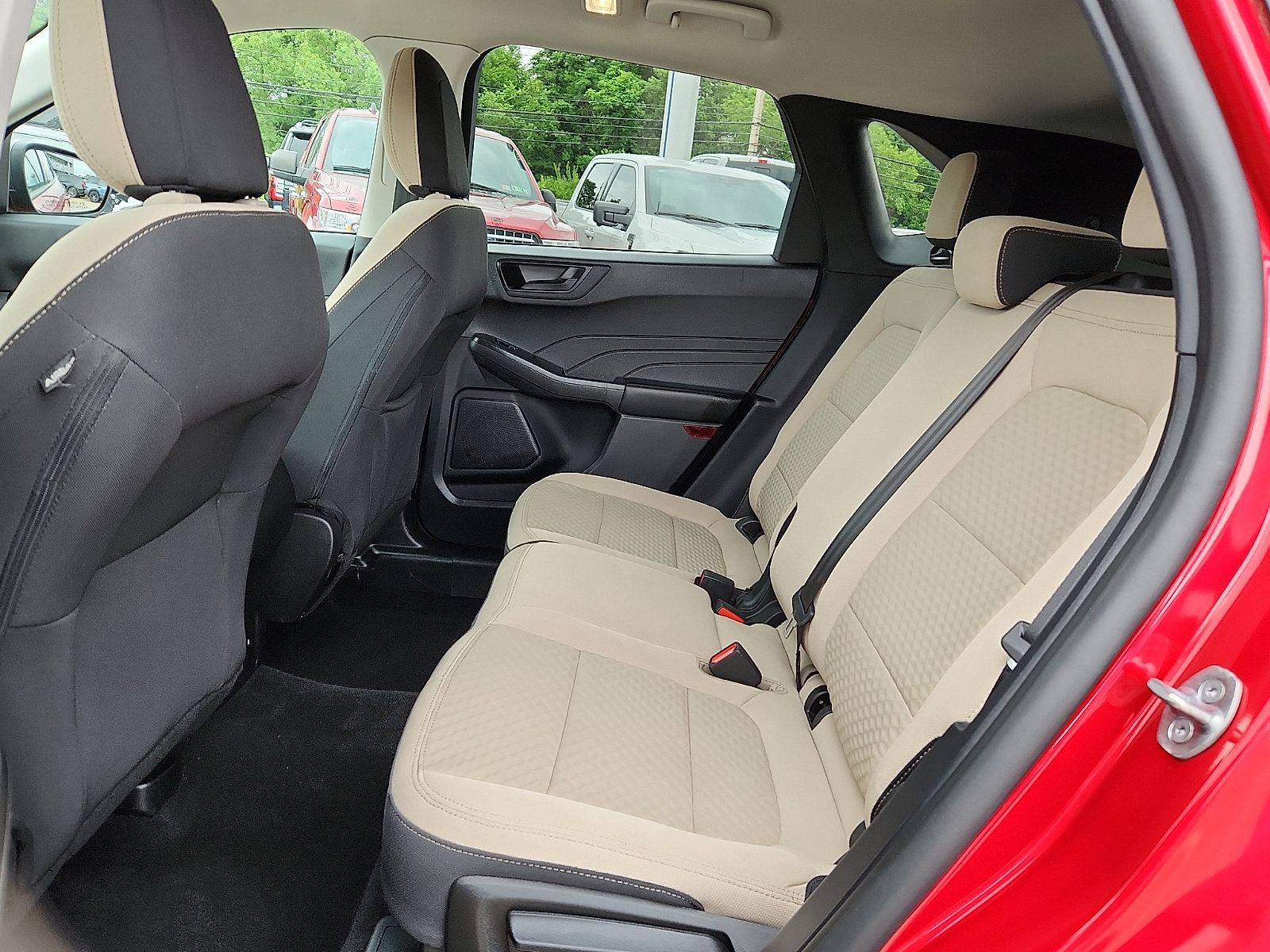 Used 2022 Ford Escape SE AWD/4WD image 10
