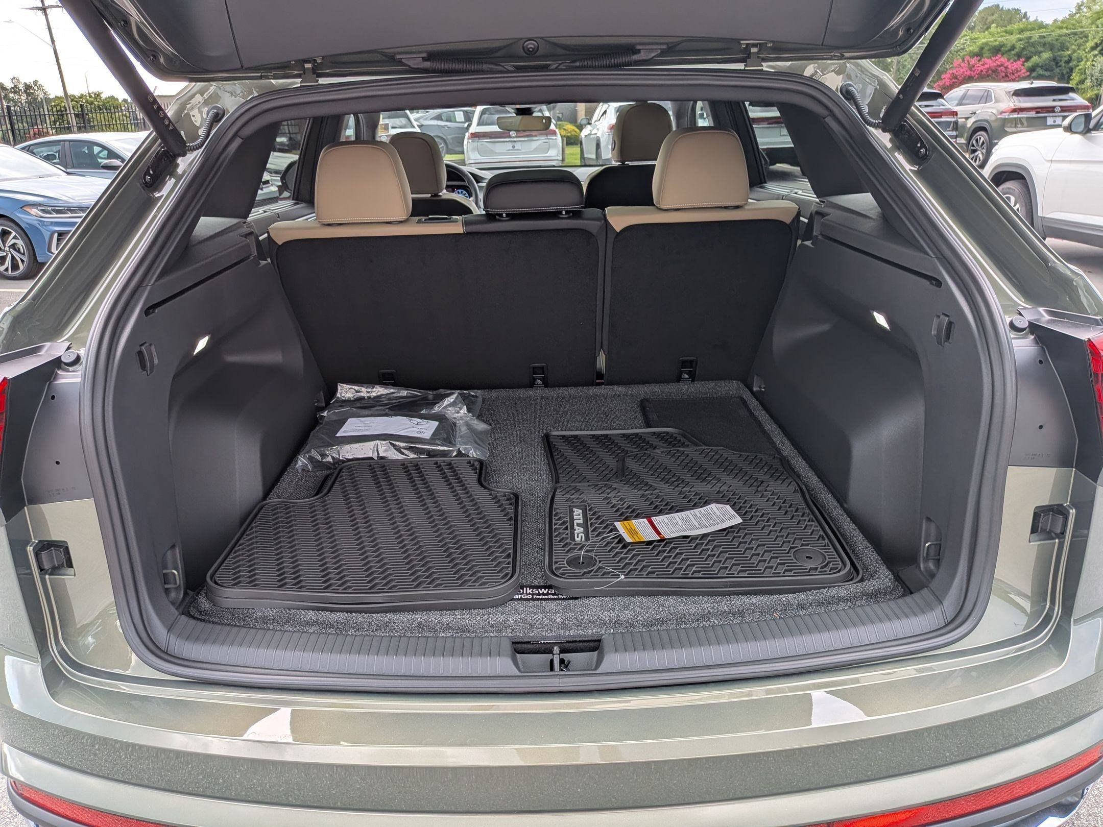 New 2026 Volkswagen Atlas Cross Sport SE AWD/4WD image 30
