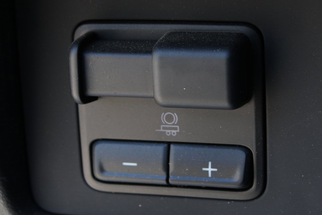 Used 2023 Chevrolet Colorado Trail Boss w/ LPO, Dark Essentials Package image 19