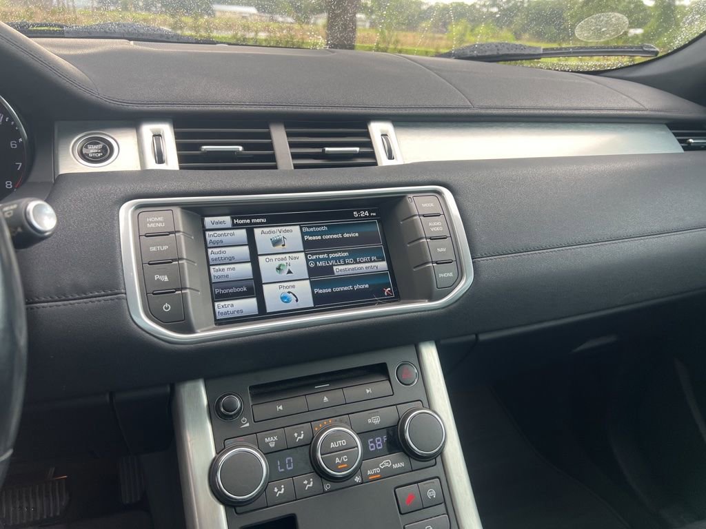 Used 2015 Land Rover Range Rover Evoque Pure Plus image 12