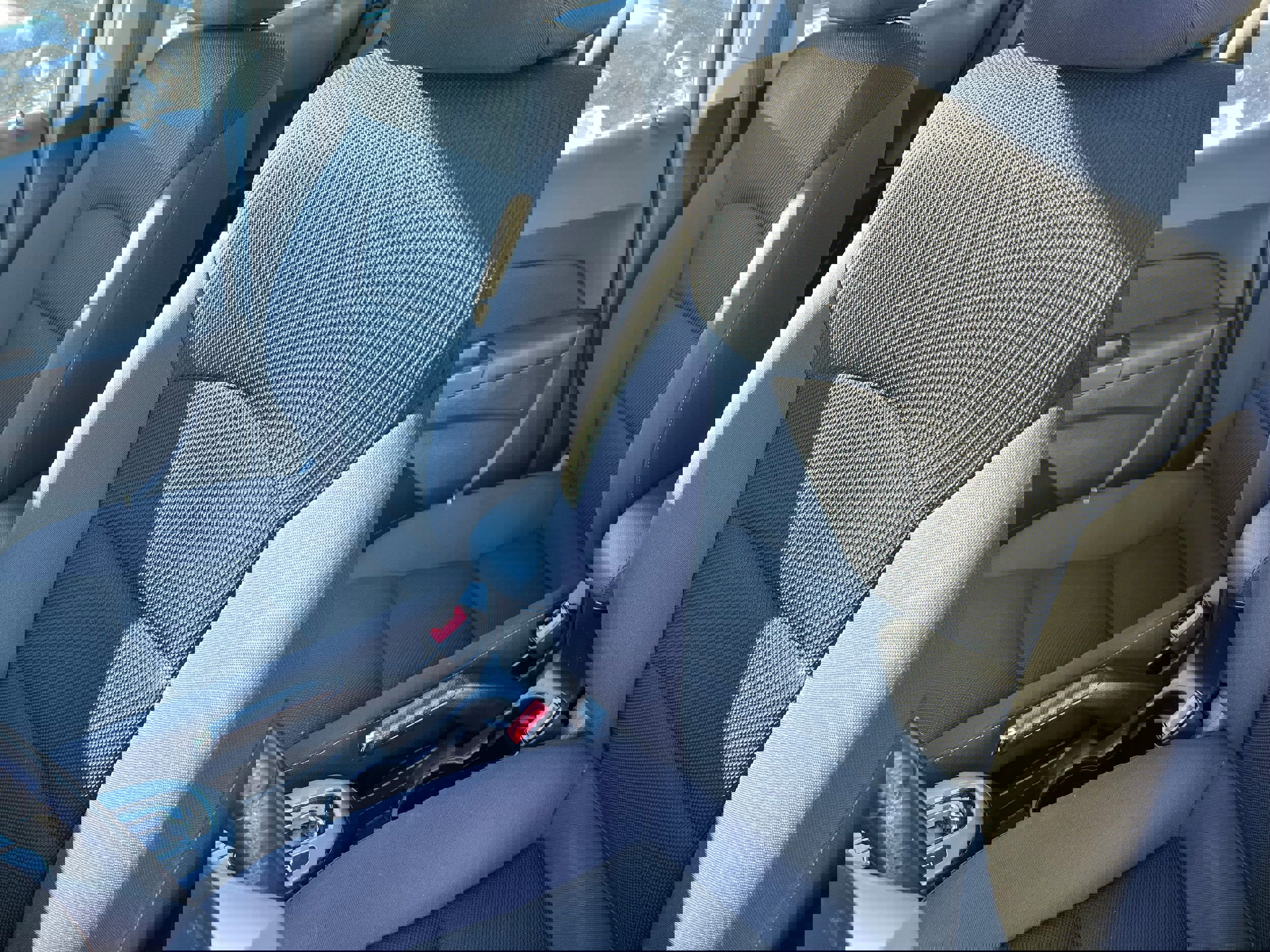 Used 2014 Chevrolet Cruze LT image 18