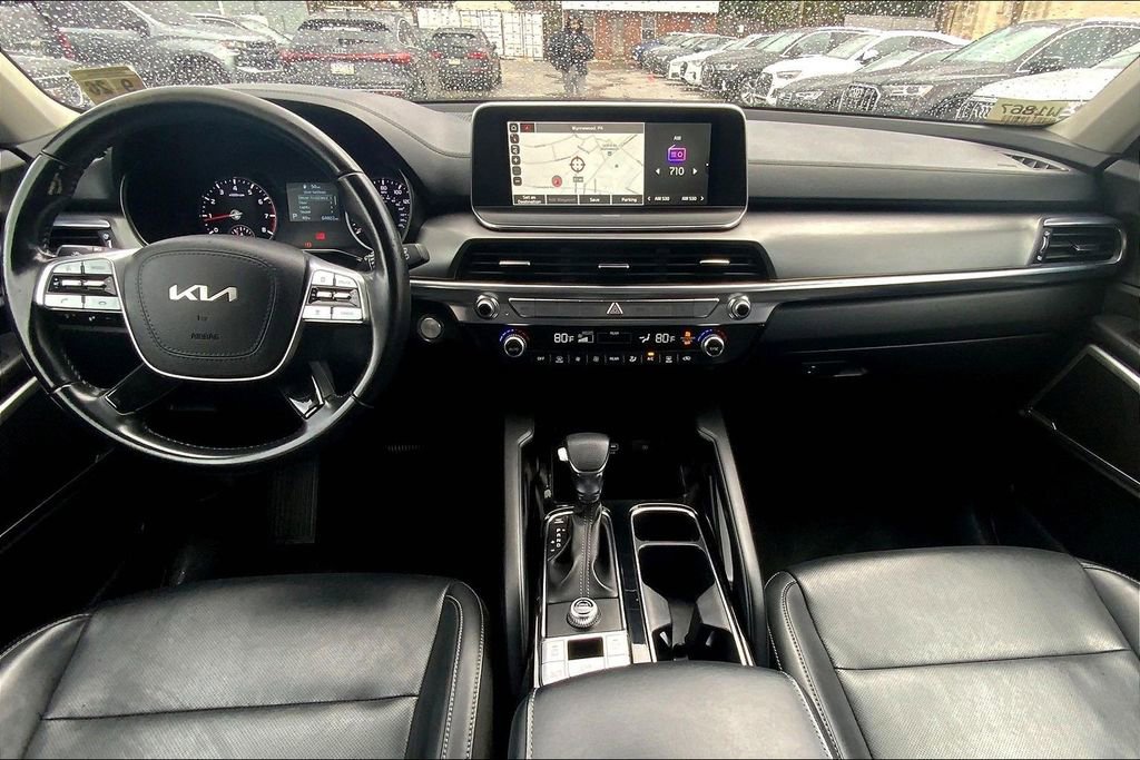 Used 2022 Kia Telluride LX image 15