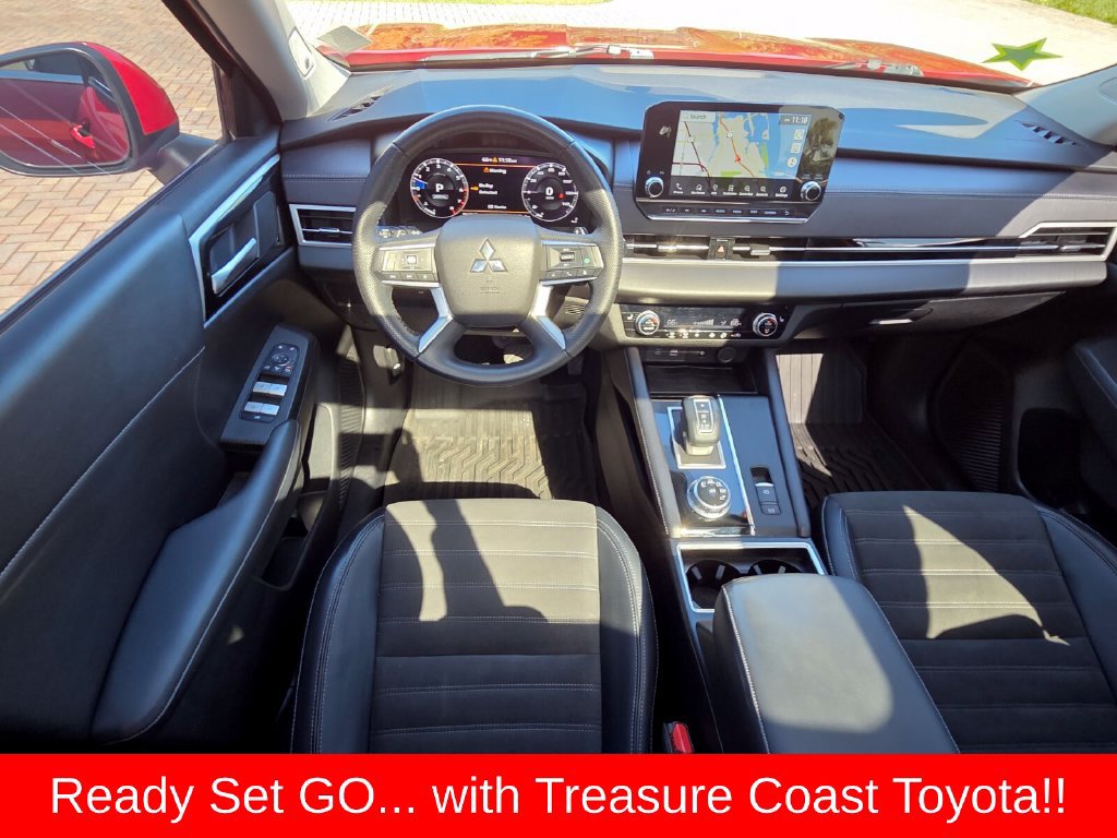 Used 2024 Mitsubishi Outlander SE FWD image 7