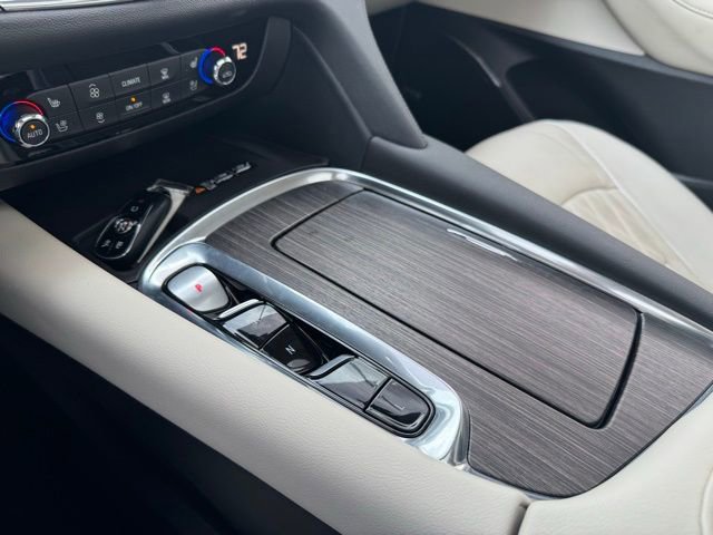 Used 2024 Buick Enclave Avenir w/ Avenir Technology Package AWD/4WD image 13