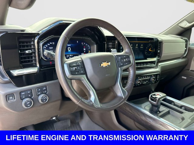 Used 2023 Chevrolet Silverado 1500 LTZ AWD/4WD image 33