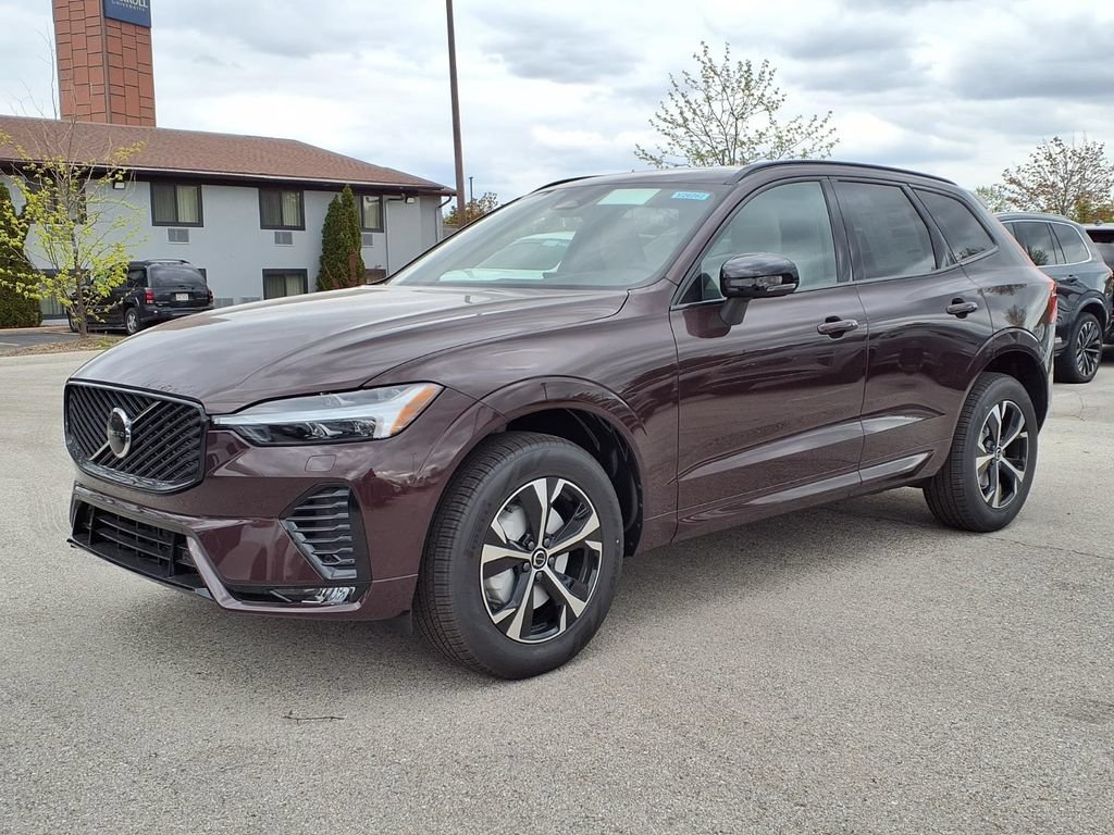 New 2026 Volvo XC60 B5 Core w/ Climate Package AWD/4WD image 1