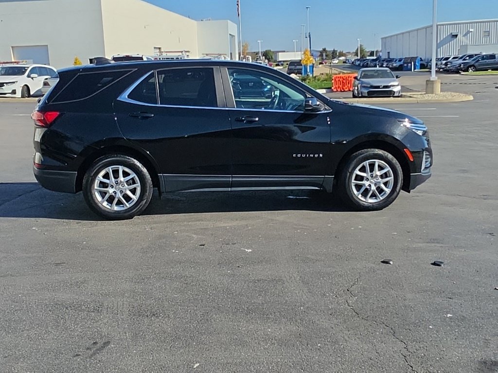 Used 2022 Chevrolet Equinox LT AWD/4WD image 9