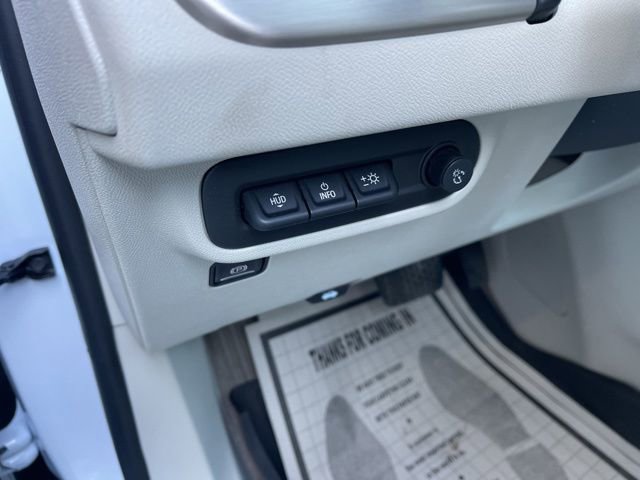 Used 2022 GMC Terrain Denali w/ LPO, Floor Liner Package image 23