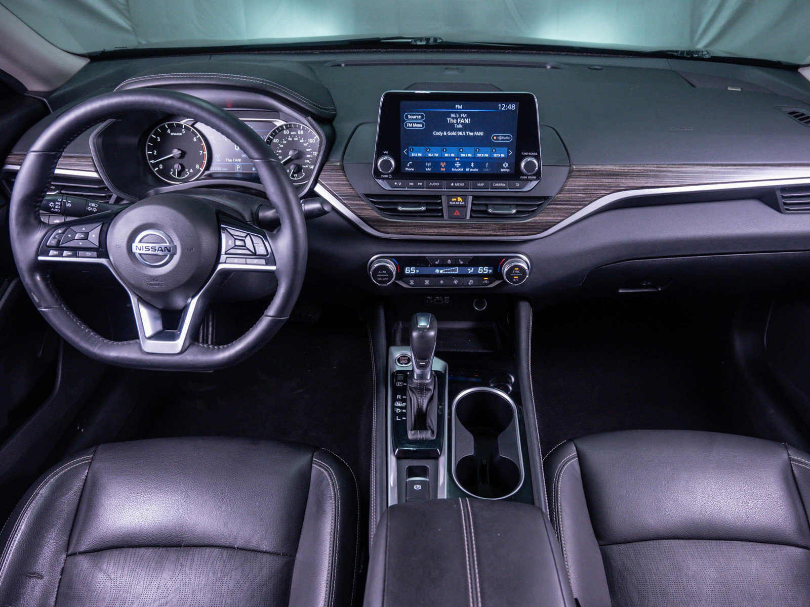 Used 2020 Nissan Altima 2.5 Platinum FWD image 15