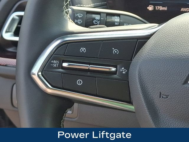 Used 2026 Chevrolet Traverse Z71 AWD/4WD image 7