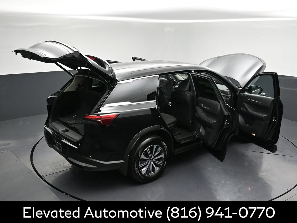 Certified 2026 INFINITI QX60 Pure w/ Cargo Package AWD/4WD image 35
