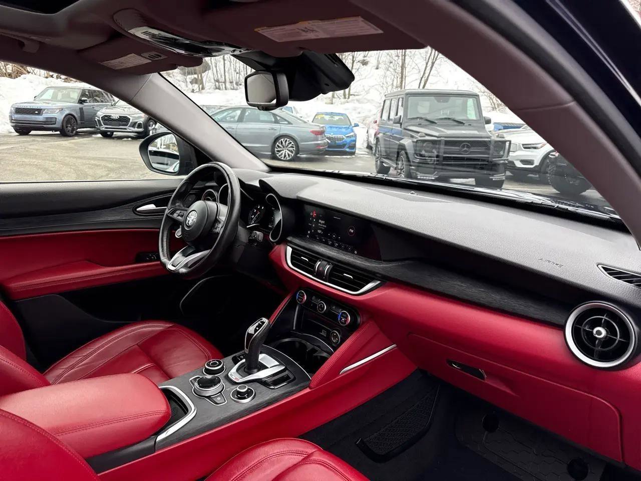 Used 2020 Alfa Romeo Stelvio AWD w/ Nero Edizione image 35