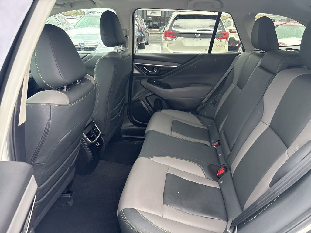 Certified 2025 Subaru Outback Onyx Edition image 11