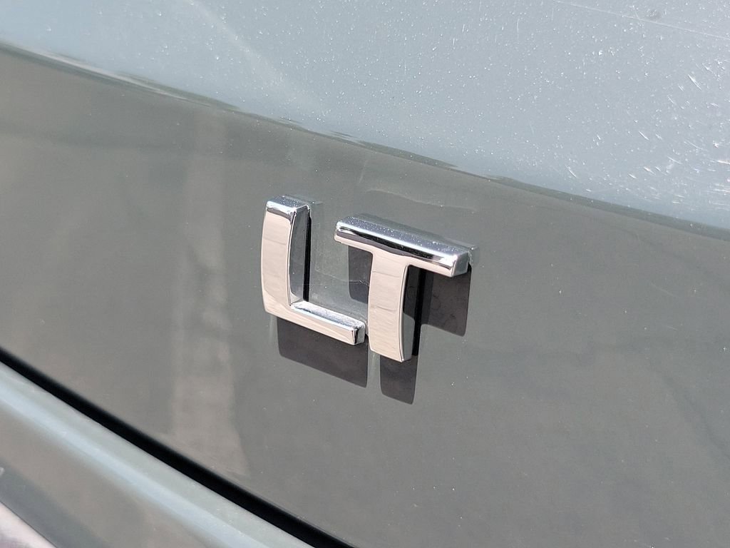 Used 2025 Chevrolet Trax LT FWD image 26