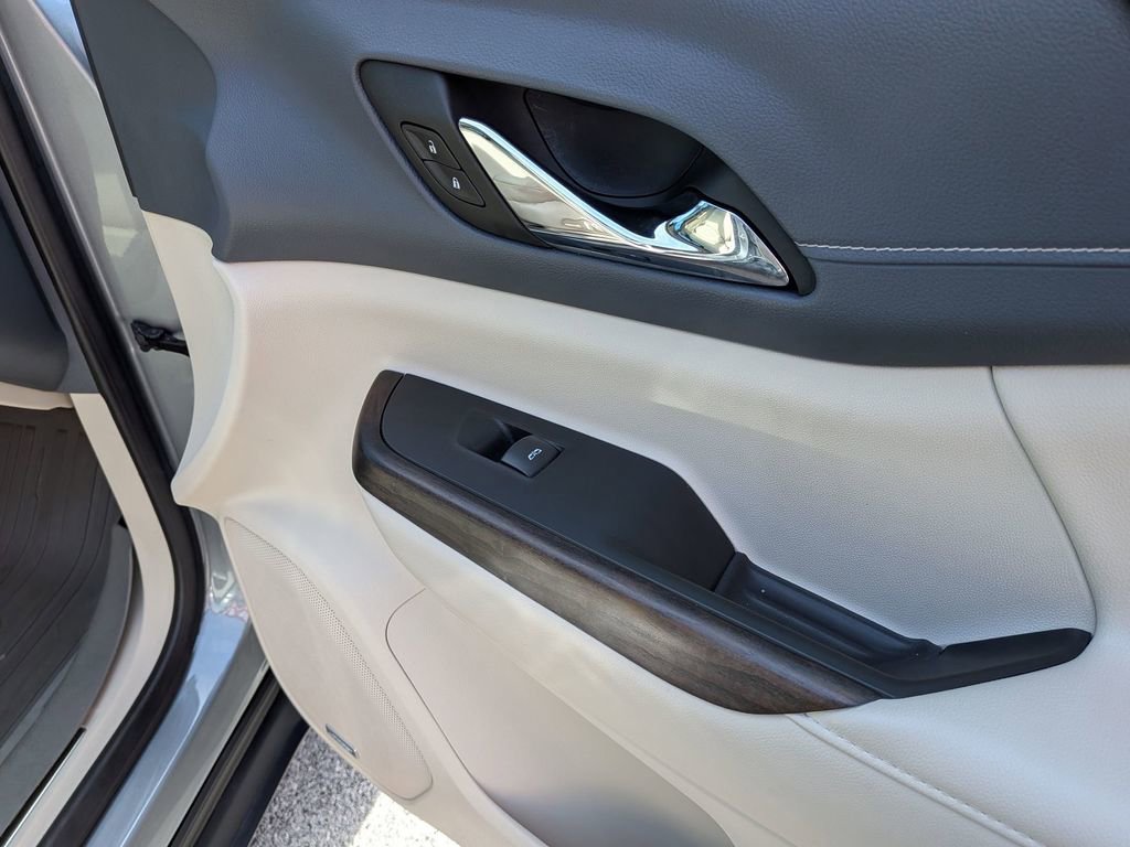 Certified 2023 GMC Acadia Denali w/ Denali Ultimate Package FWD image 29