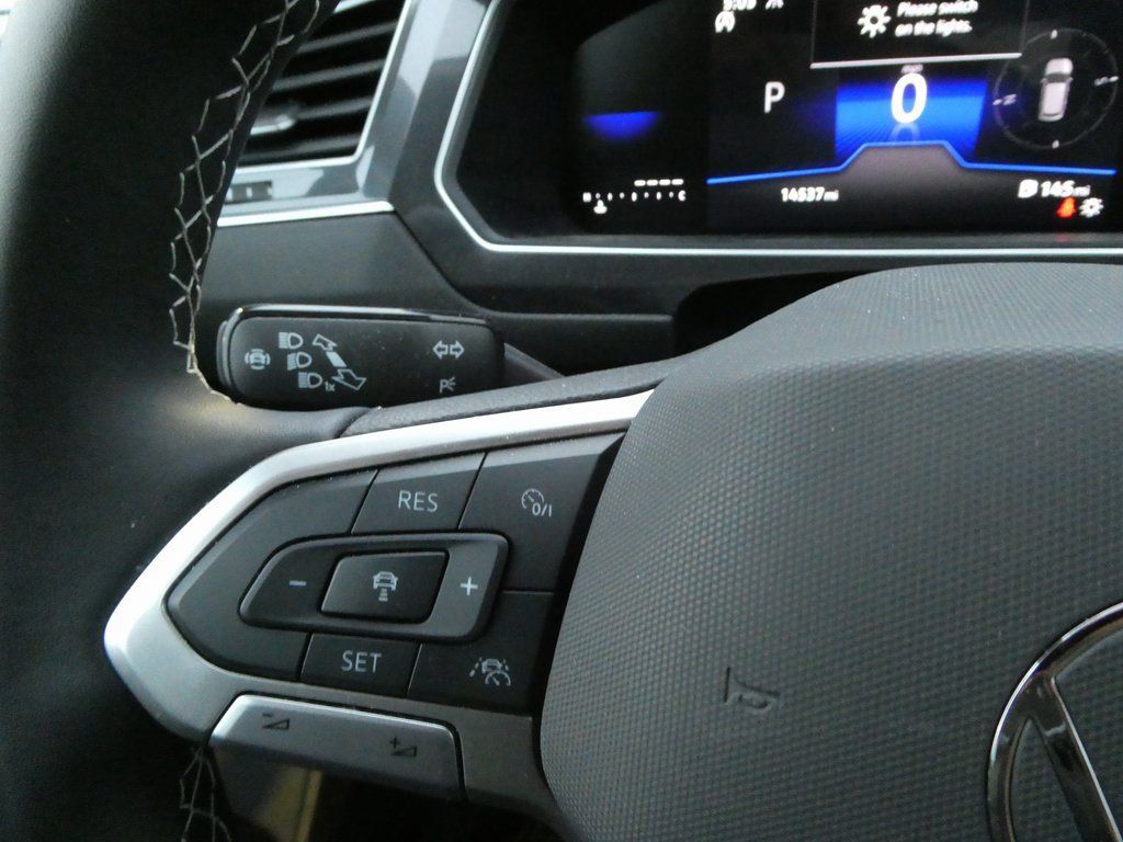 Used 2024 Volkswagen Tiguan S image 15