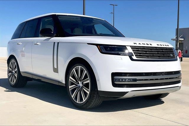 Used 2023 Land Rover Range Rover SE image 13